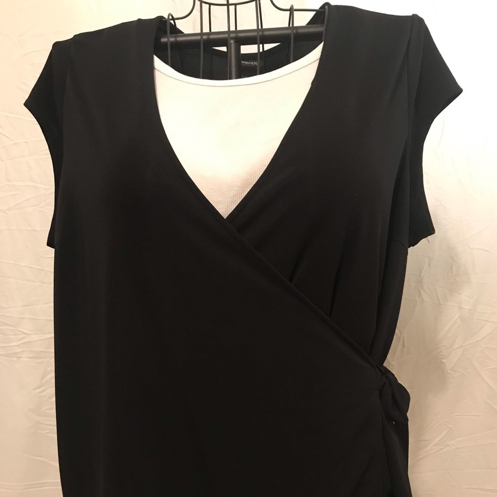 Woman’s Wrap Top